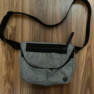 Lululemon All Night Festival Bag